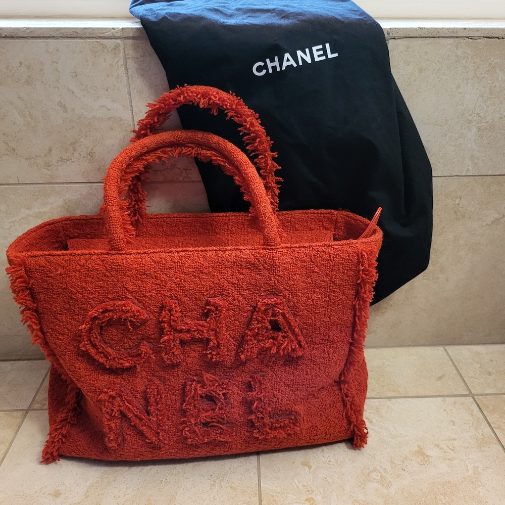 Chanel wool tweed quilt pattern shopping tote